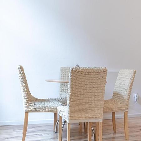 Budget-Friendly 2Br Apt With Great Location Apartment Viena Exterior foto