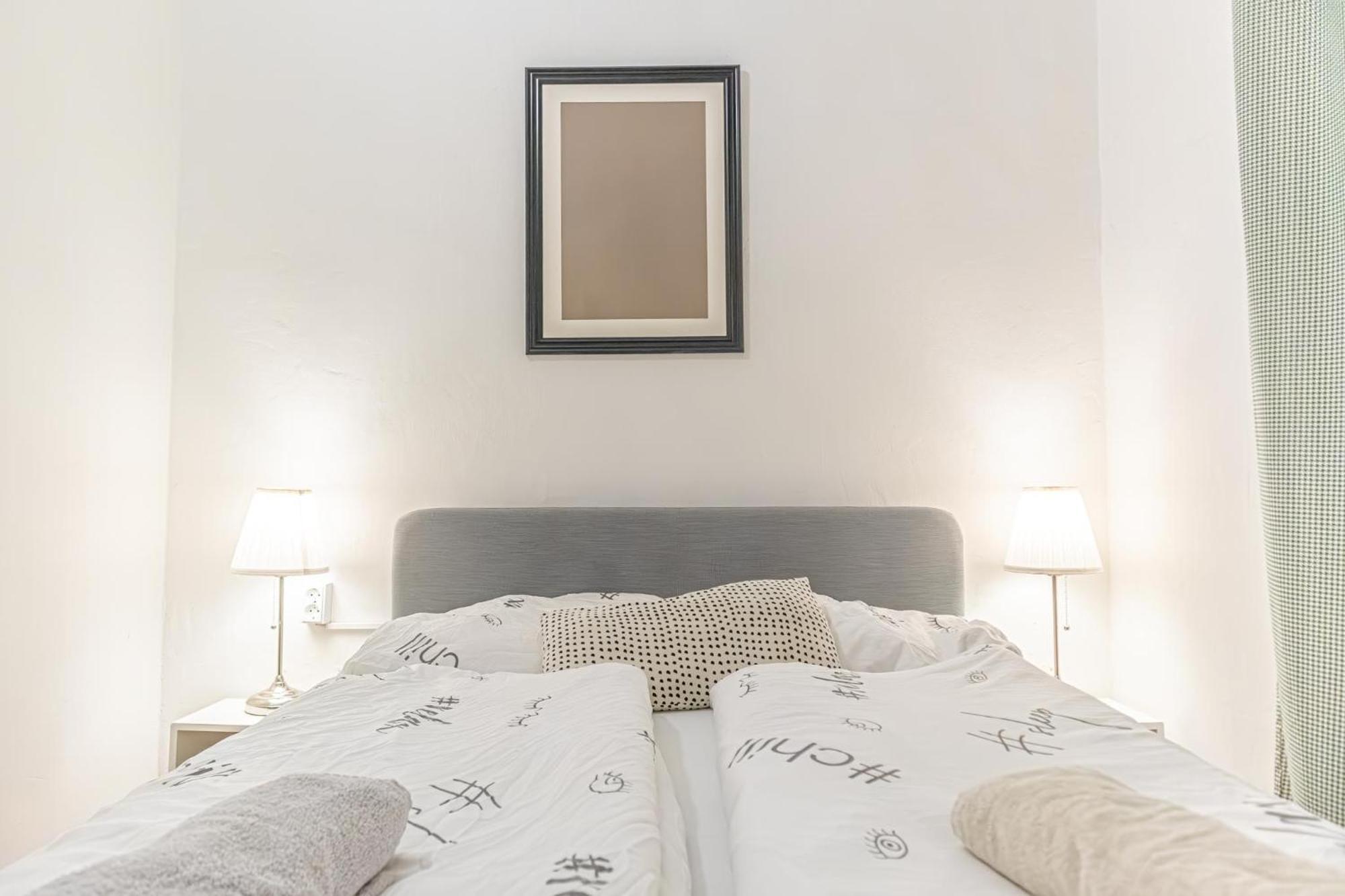 Budget-Friendly 2Br Apt With Great Location Apartment Viena Exterior foto